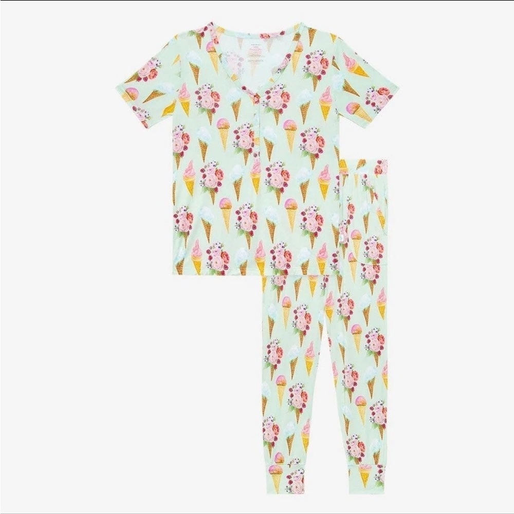 🆕 Women’s Posh Peanut Sophia Ice Cream Short Sleeve Bamboo Loungewear - Small - Picture 1 of 9